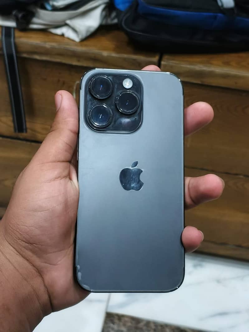 Apple iPhone 14 Pro 3
