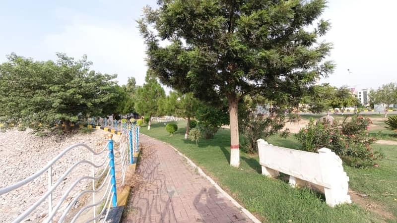 5 Marla Solid Heighted Plot For Sale 18