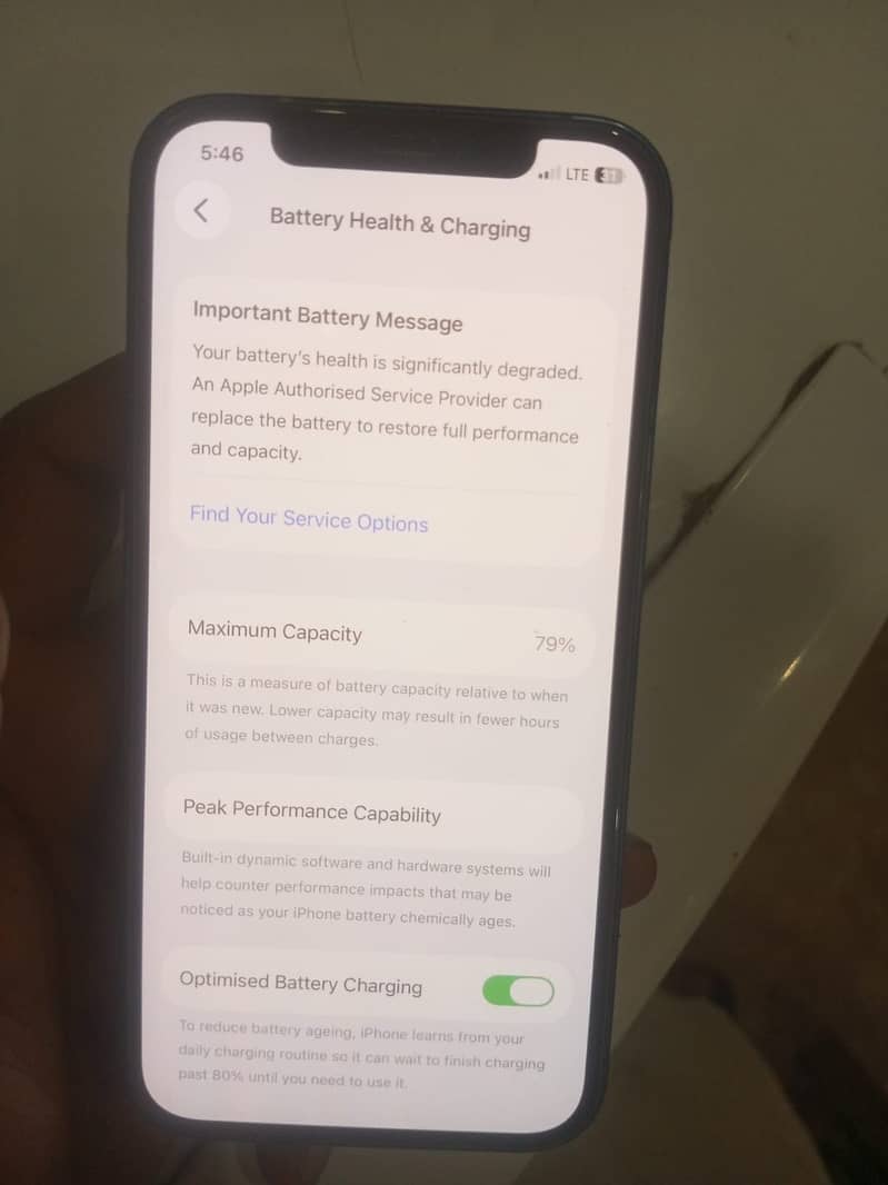 Apple iPhone 12 3