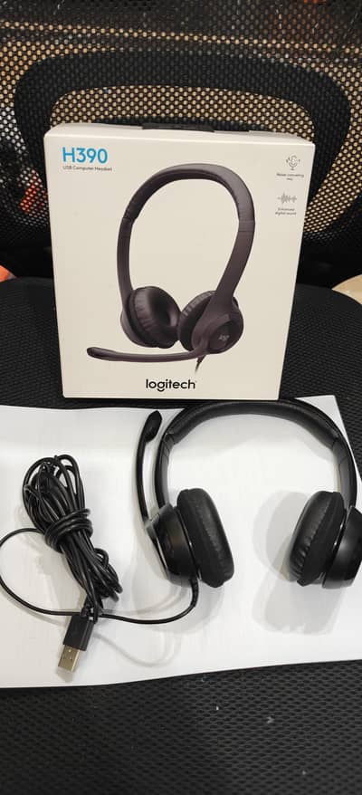 *NEW* Logitech H390 USB headset with noise canceling mic