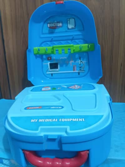 doctor set and toy gun