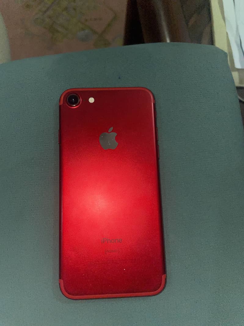 Apple iPhone 7 1