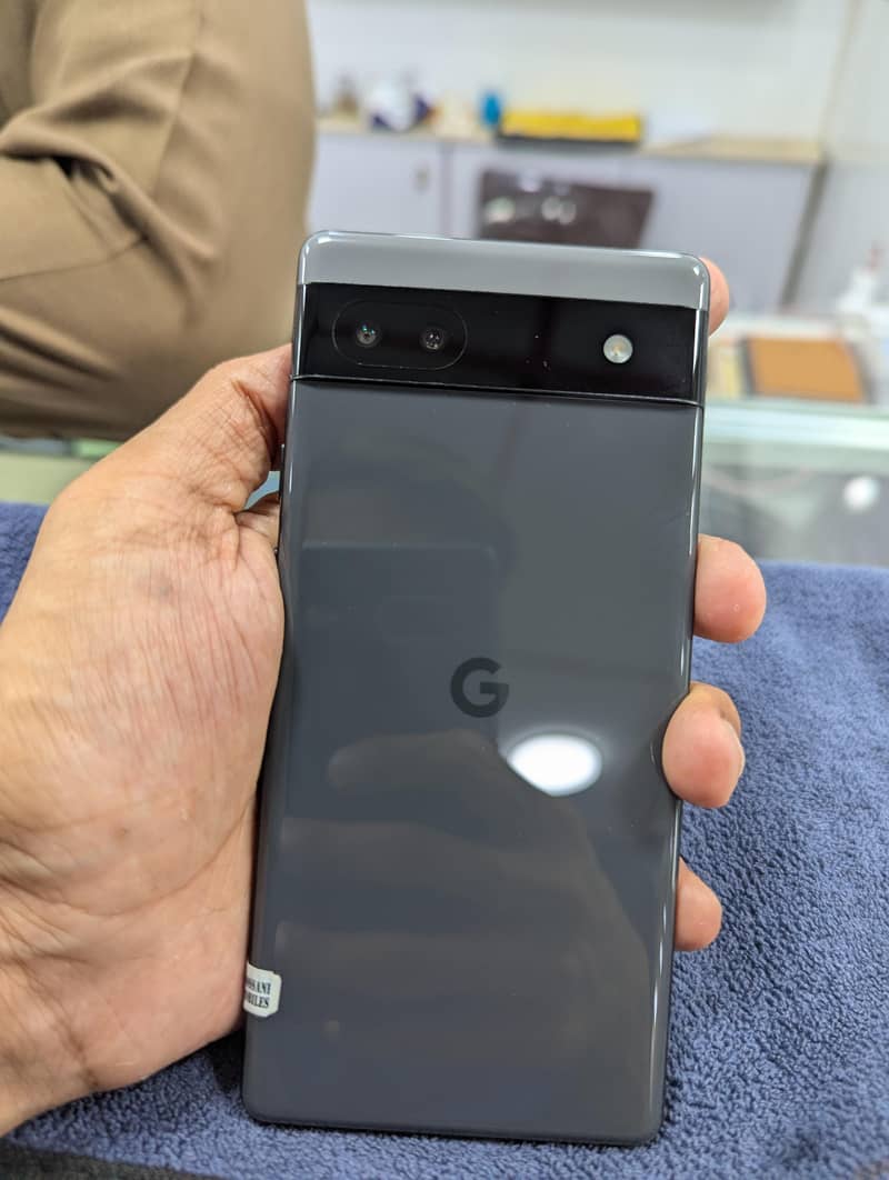 Google Pixel 6a 1