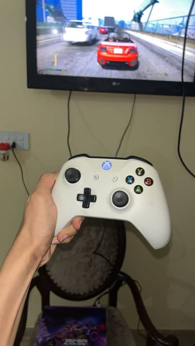 Xbox one s controller 10 10 mint condition for sale