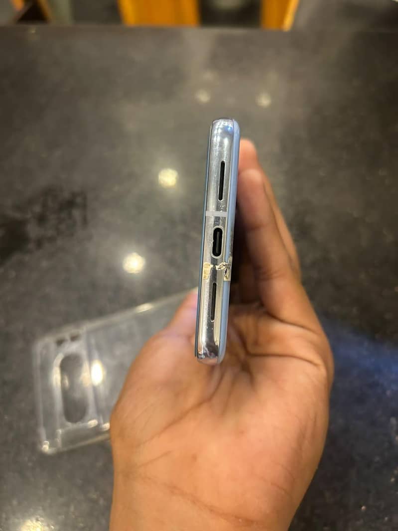 Google Pixel 8 Pro 4