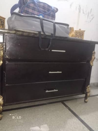 bed side table