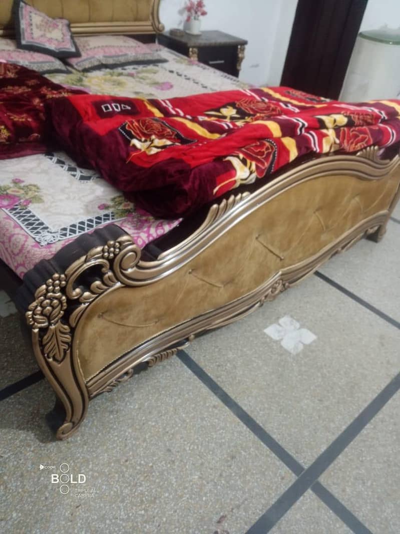 bed side table 5
