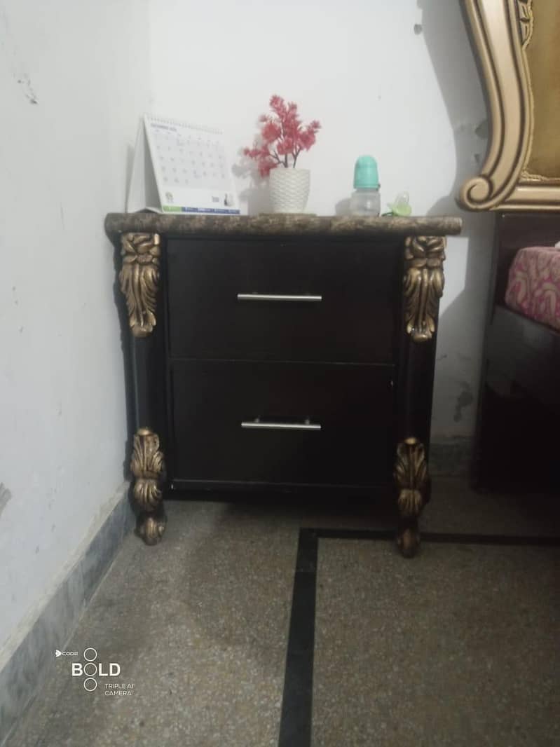 bed side table 6