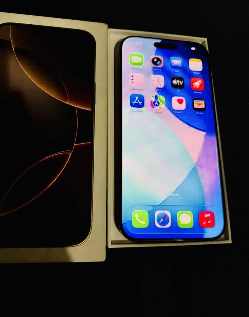 Apple iPhone 16 Pro Max 2