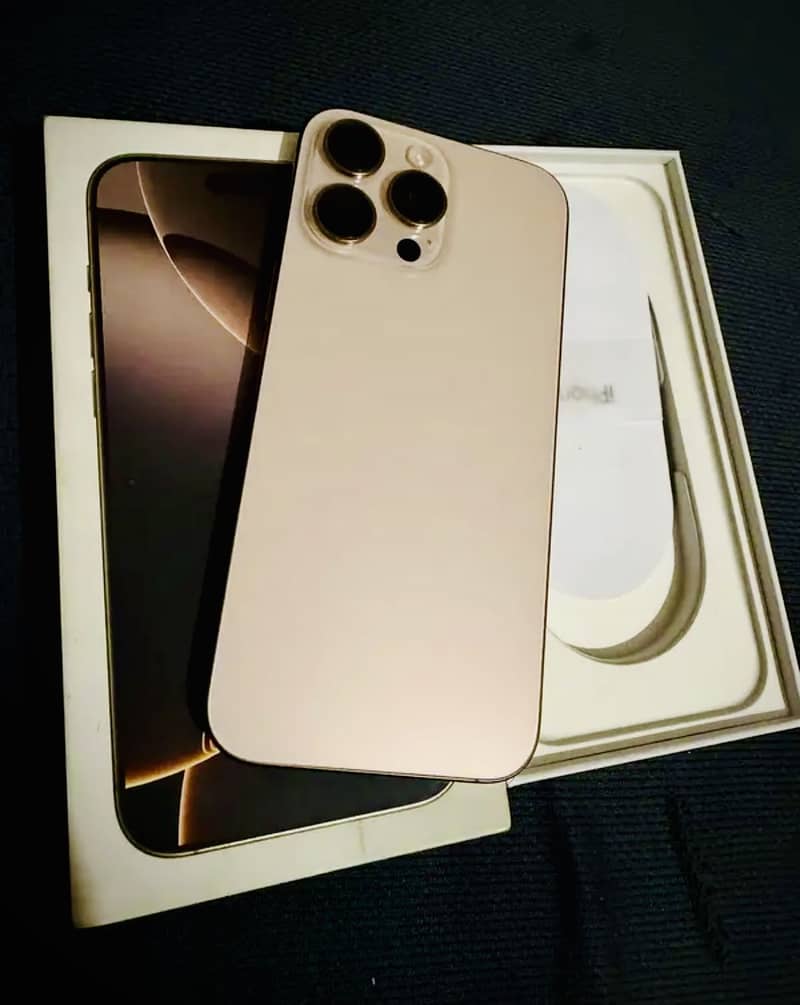 Apple iPhone 16 Pro Max 3