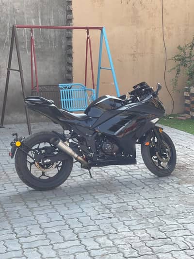 Kawasaki Ninja 250cc | Punjab Registered | Showroom Condition, Low KM