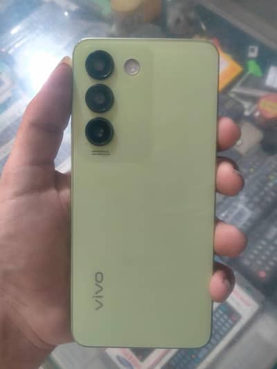Vivo Y100
