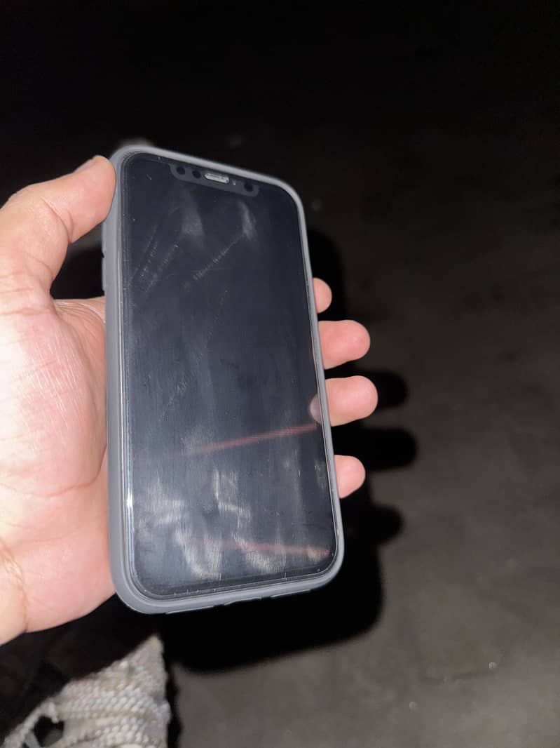 Apple iPhone 11 9