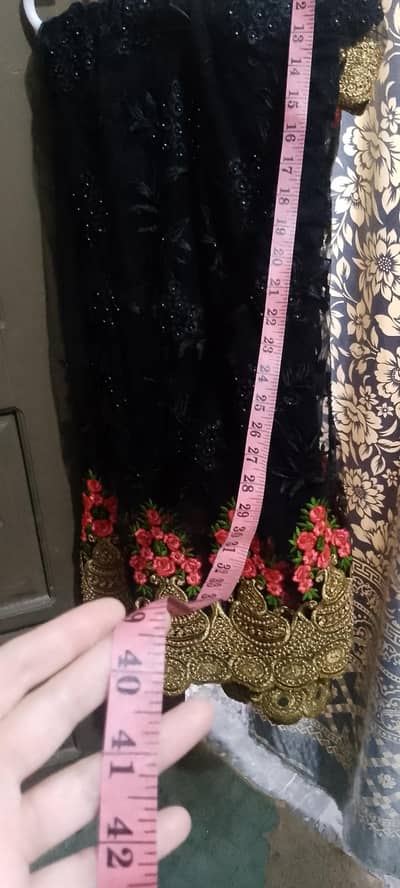 saree blouse fitting 17/18. skirt length 40 one time use