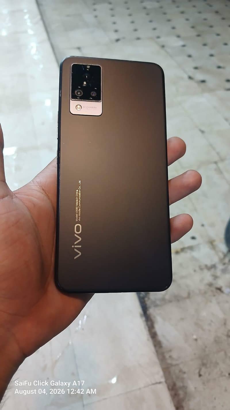 Vivo V21 5
