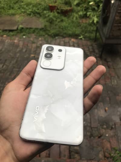 Vivo Y29