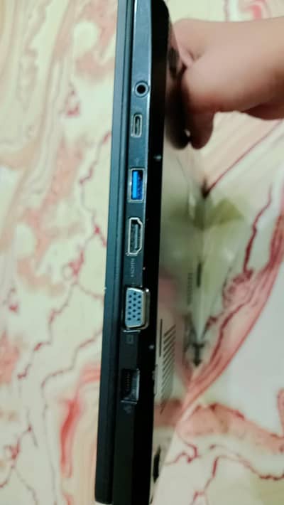 very good laptop  10 pro