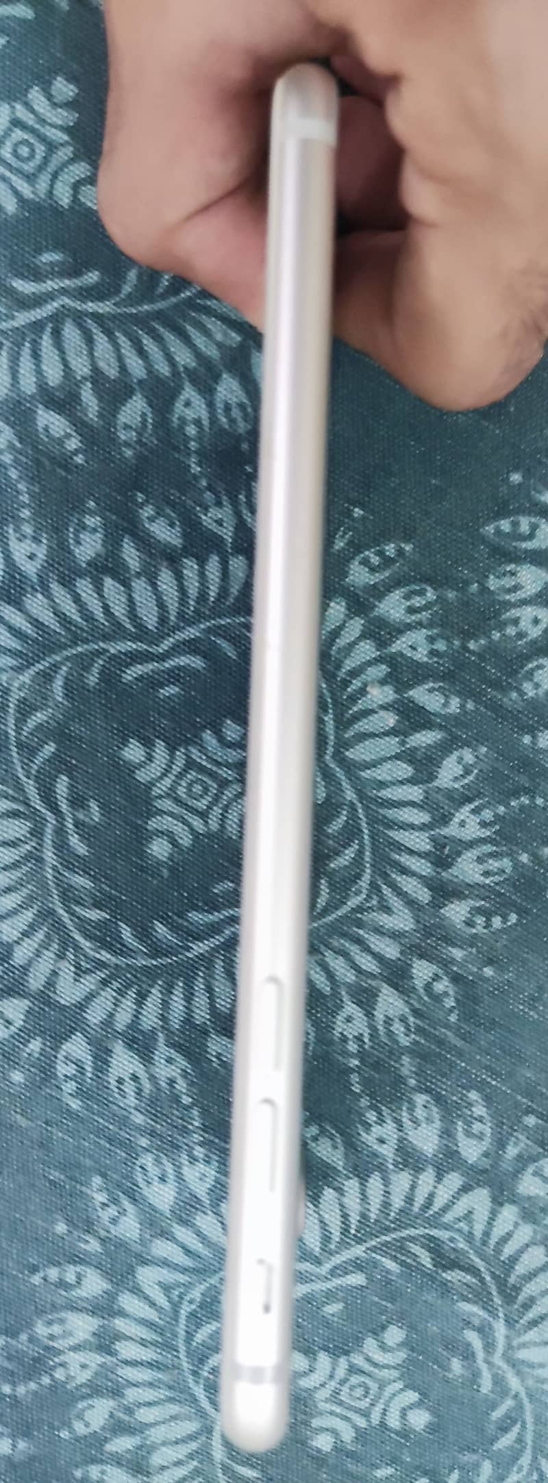 Apple iPhone 7 Plus 2