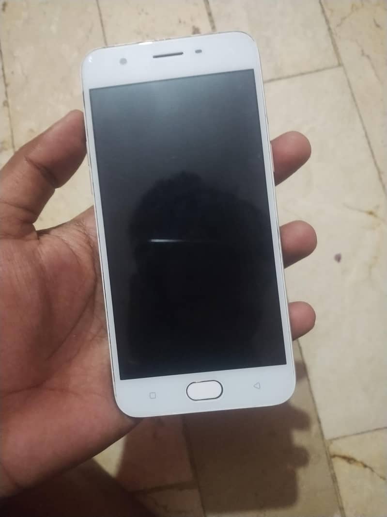 OPPO A57 0