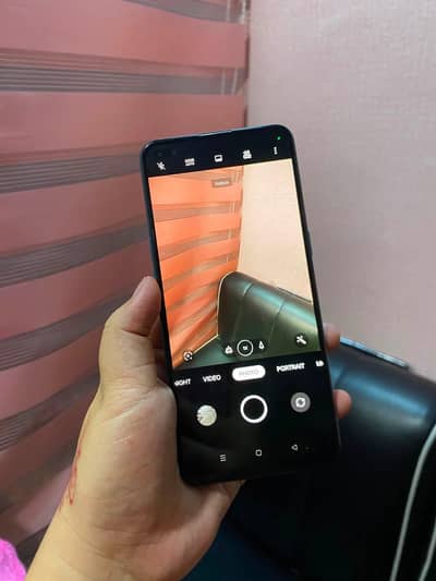 OPPO Reno4    8+3 . . . . . 128