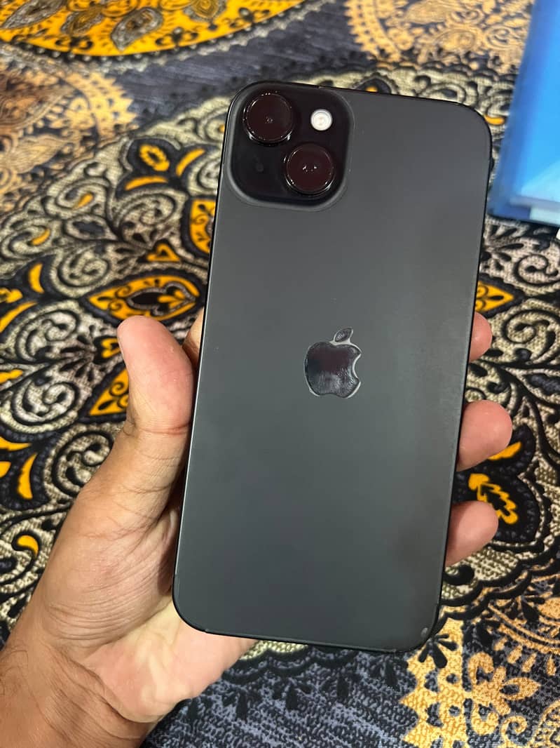 Apple iPhone 15 plus 0