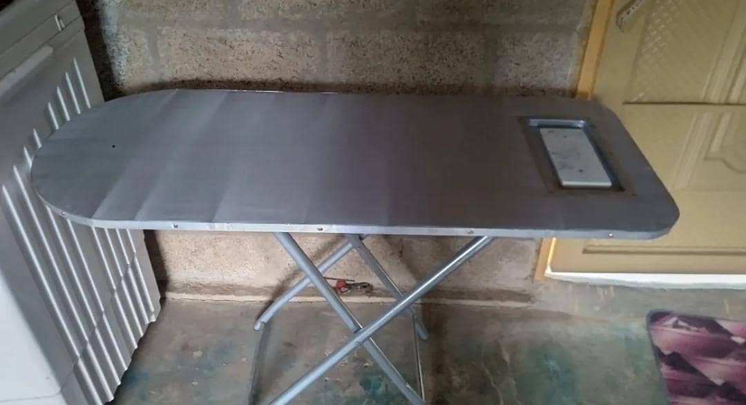 Foldable Iron Stands 8