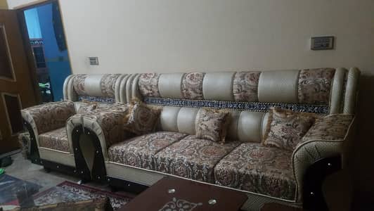 Luxury 3+2+1 Sofa Set for Sale | Excellent Condition