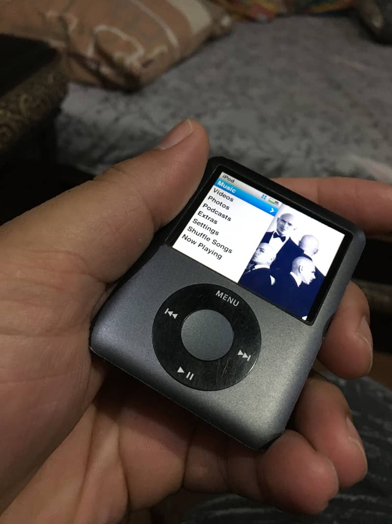 iPod Nano 3rd Gen 0