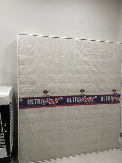 five star Mattress like new