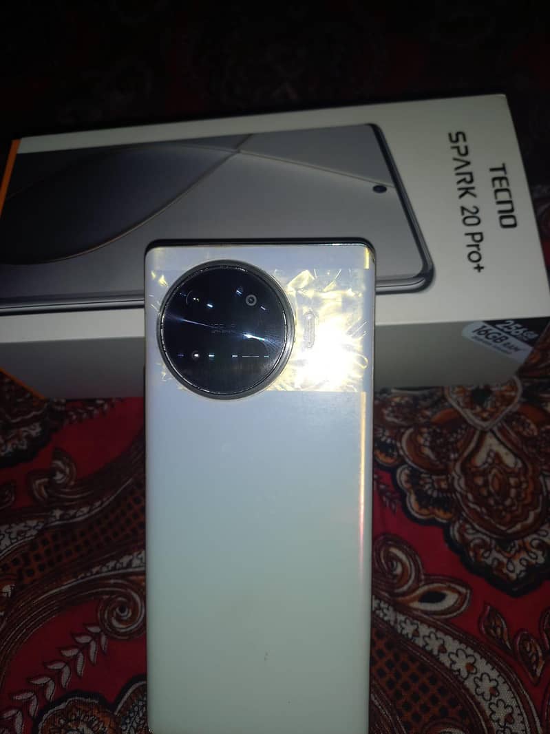 Tecno Spark 20 Pro Plus 3
