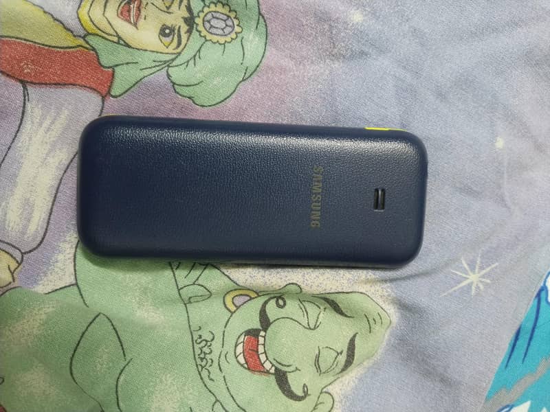 Samsung Mobile B310 e 4