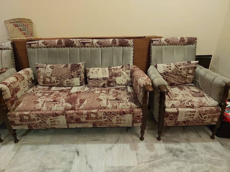 5 seater Sofa set 1