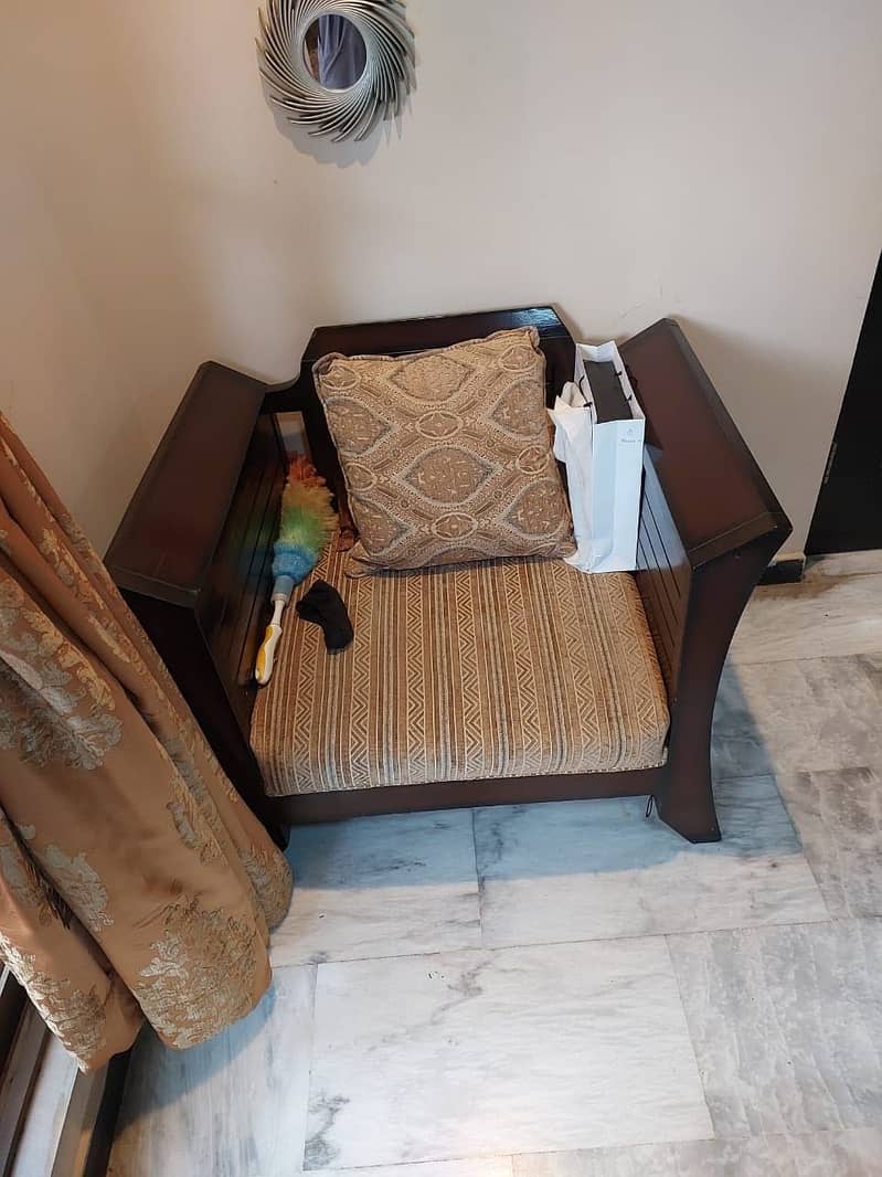 5 seater Sofa set 5