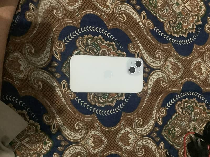 Apple iPhone 15 0