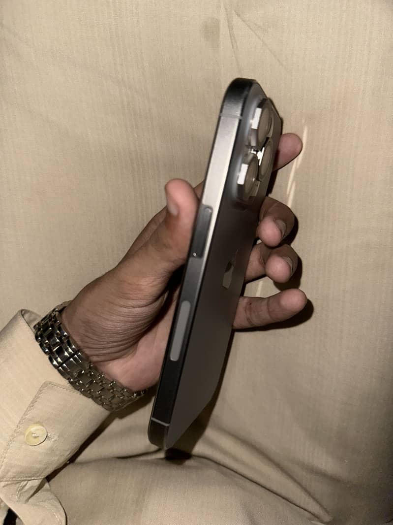 iPhone 15 Pro 1