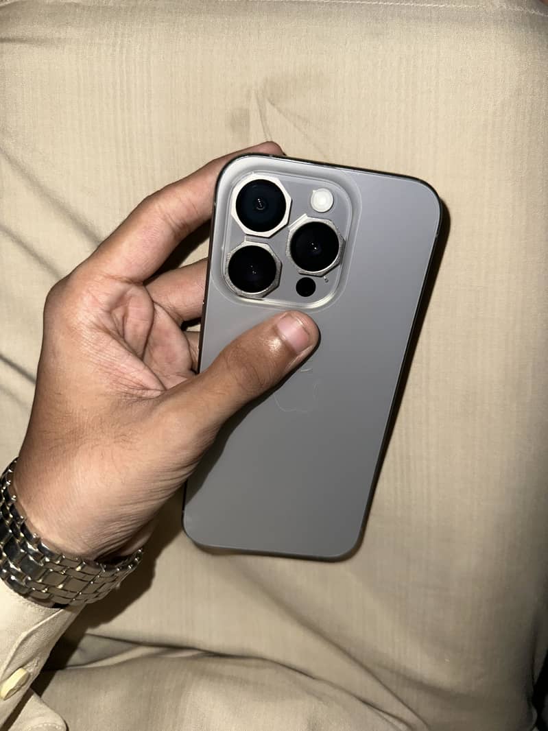 iPhone 15 Pro 3