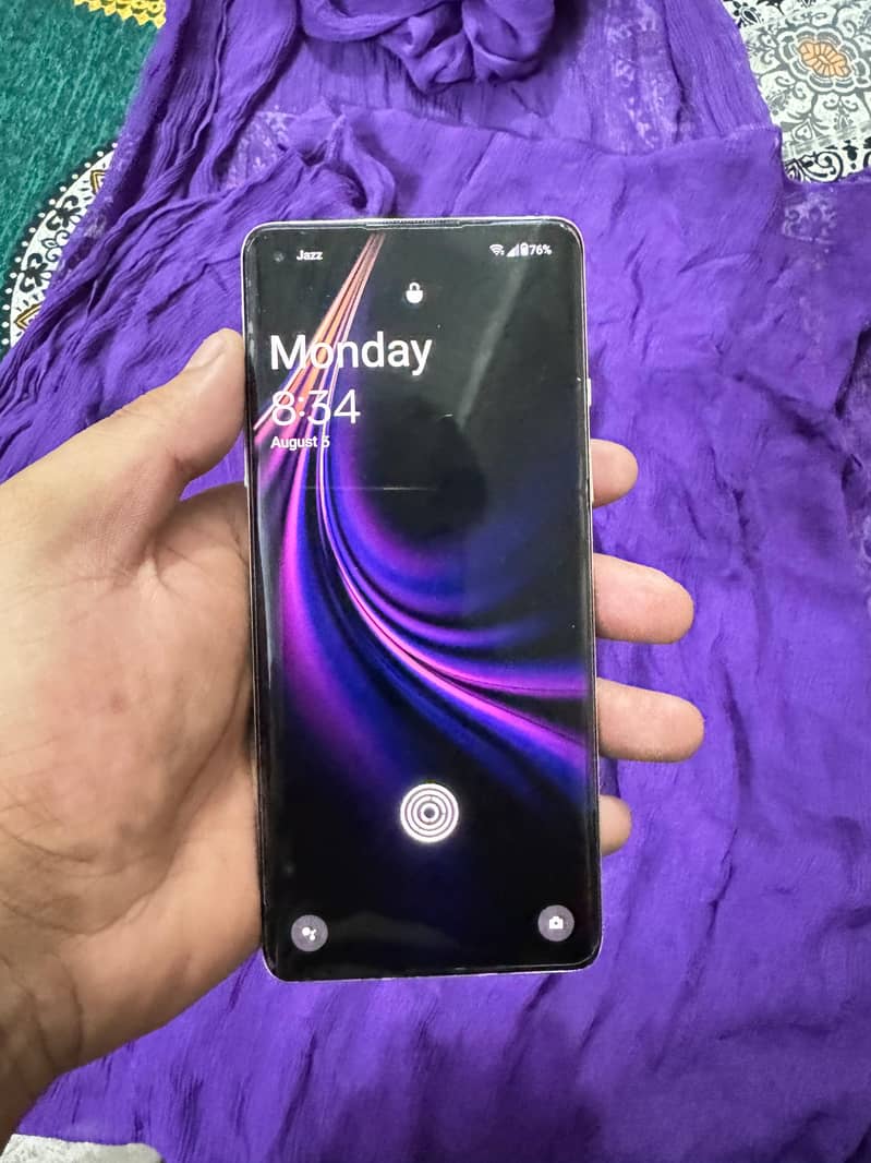One Plus 8 5G 1