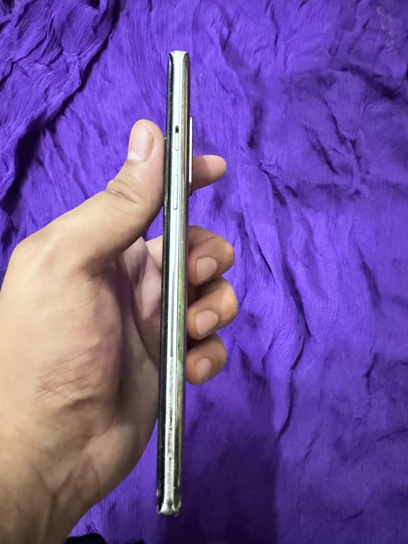 One Plus 8 5G 3