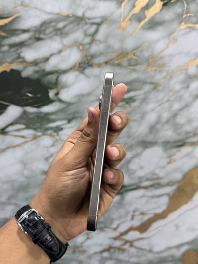 Apple iPhone 15 Pro