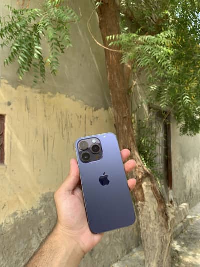 iPhone 14 Pro waterpack