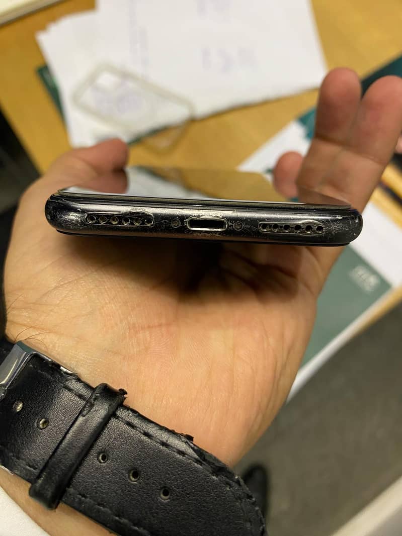 Apple iPhone X 2