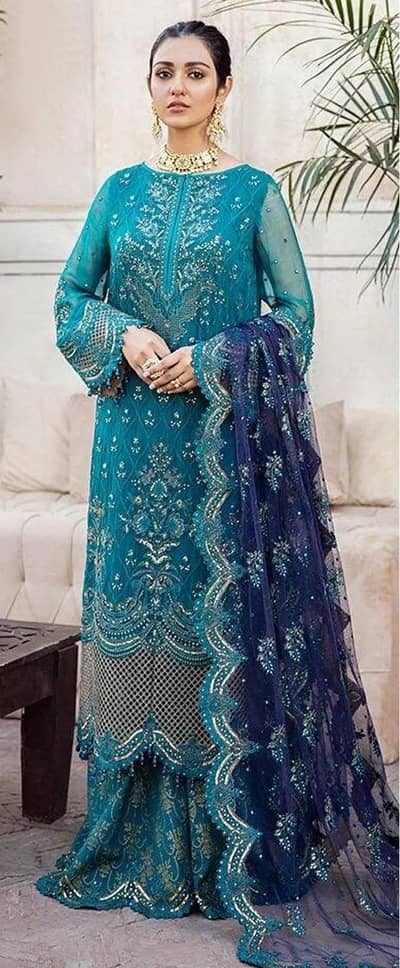 all type of girls clothes available on cash on delivery 