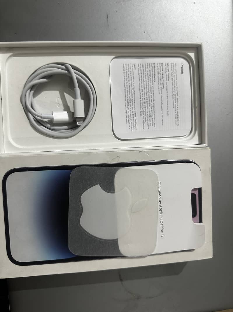 Apple iPhone 14 Pro Max 1
