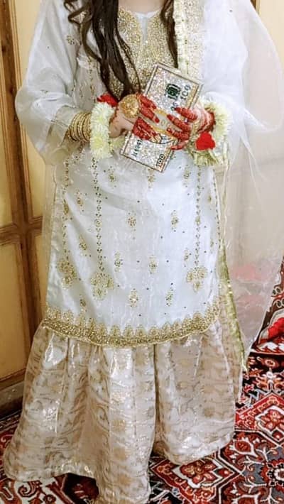 gharara White and golden