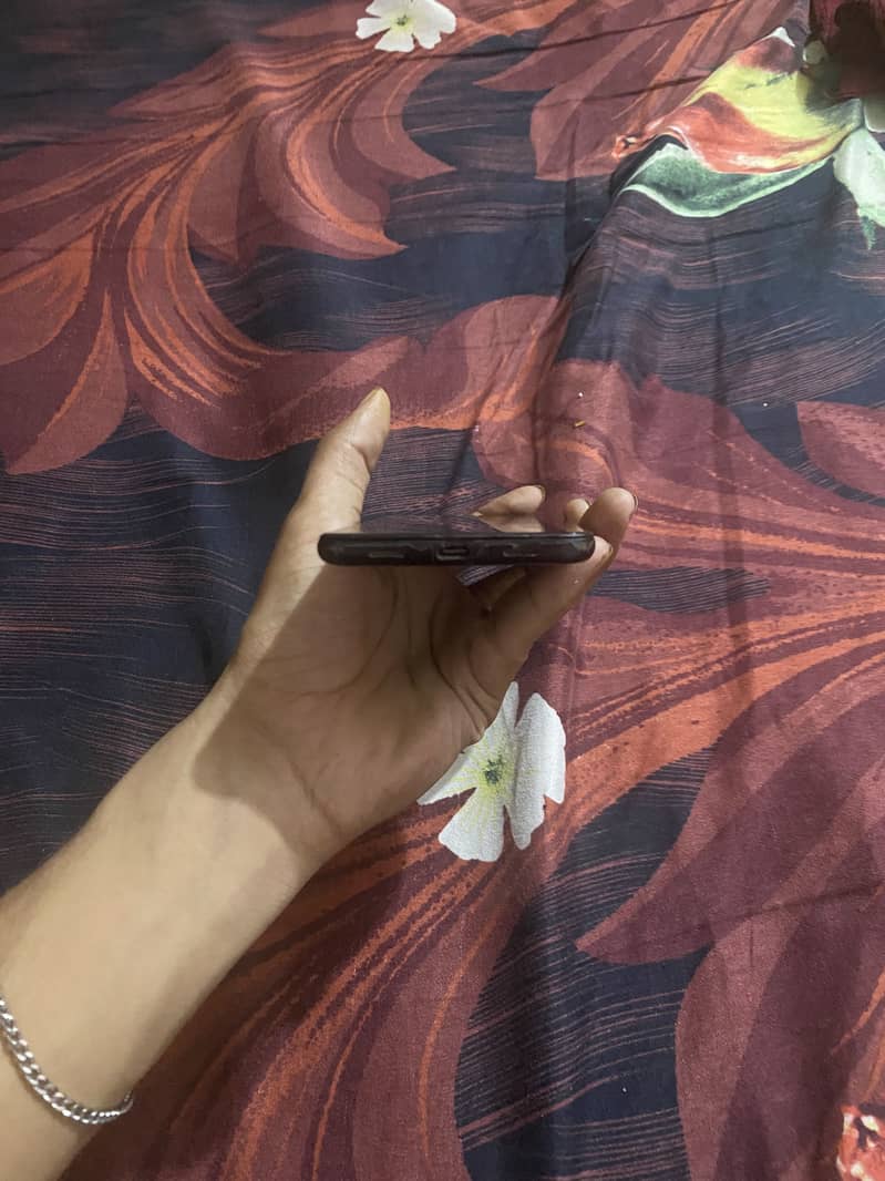 Google Pixel 4a 3