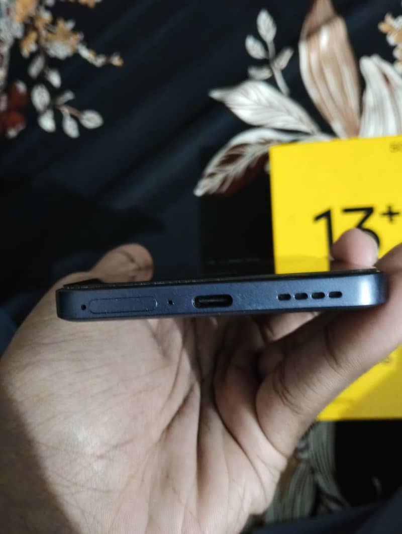 Realme 13 Plus 3