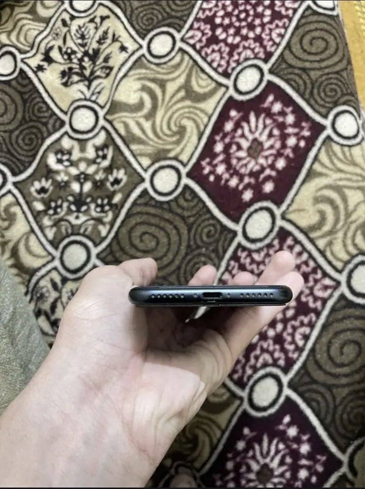 Apple iPhone SE 2