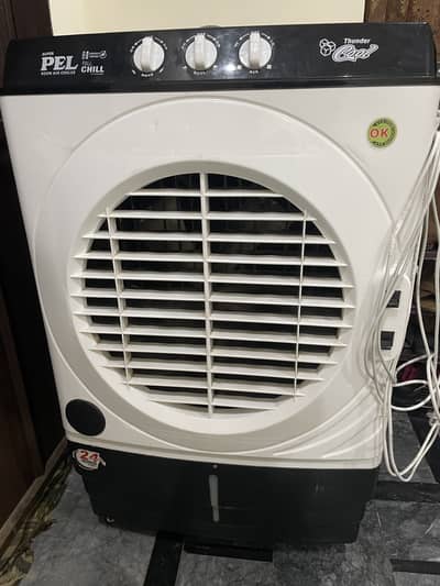 Air cooler full size with 3 gel bottles cooling k liye