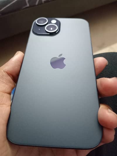 Apple iPhone 15
