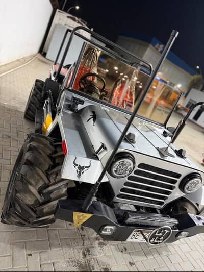 Jeep M 825 1987